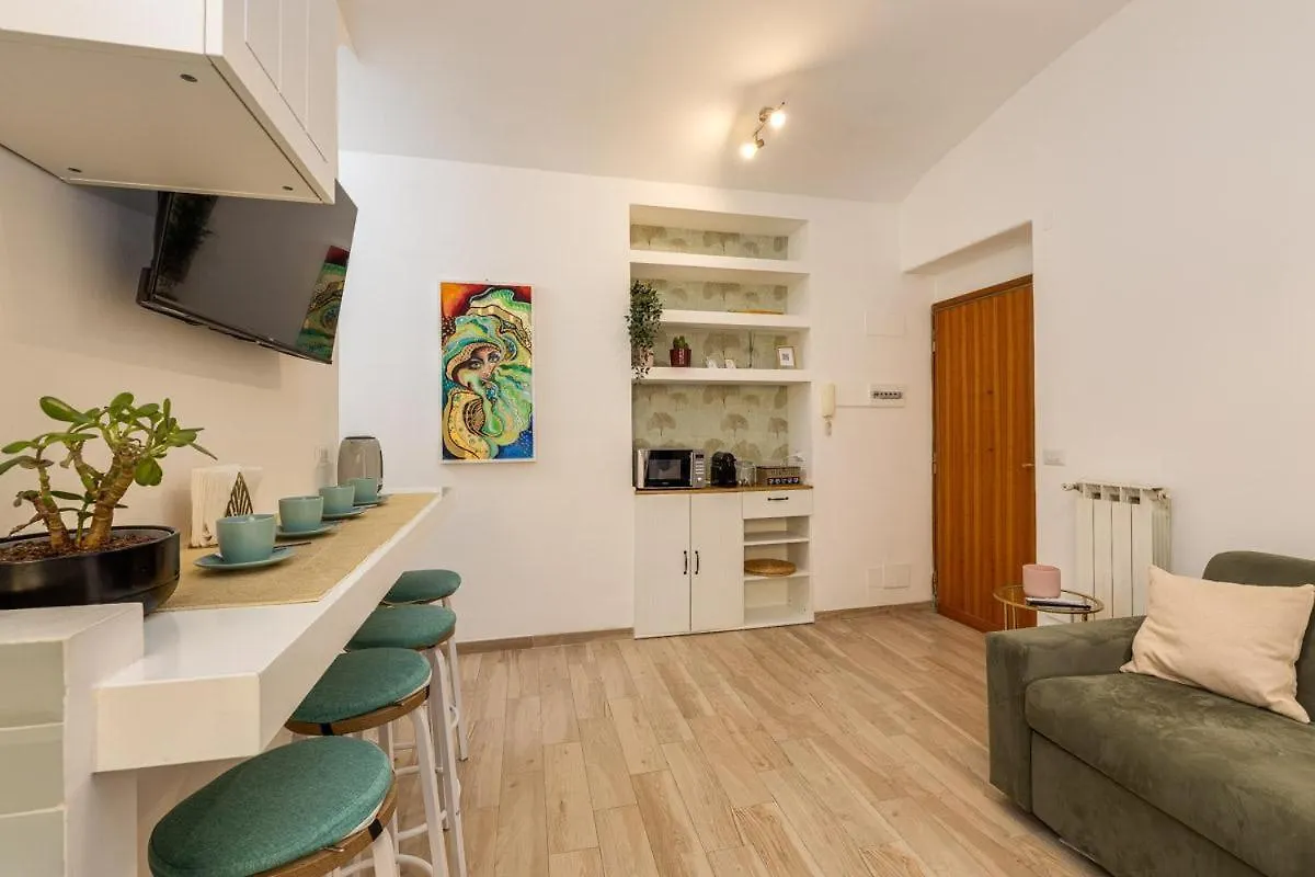Cozy Apartment Monteverde Near Trastevere Rome Italy